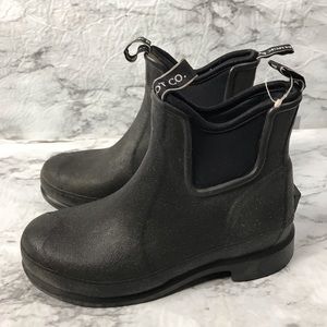 Muck boots Chelsea ankle boots women’s size 6/6.5